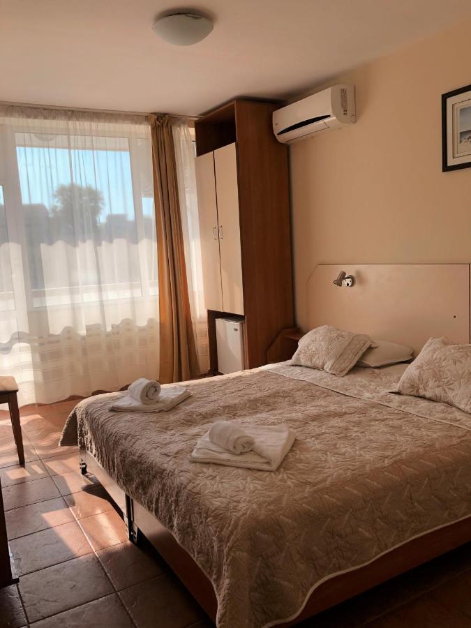 Hotel Naslada Balchik Ngoại thất bức ảnh