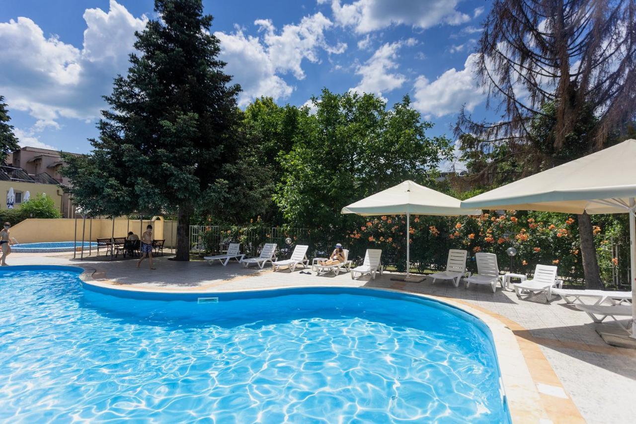 Hotel Naslada Balchik Ngoại thất bức ảnh