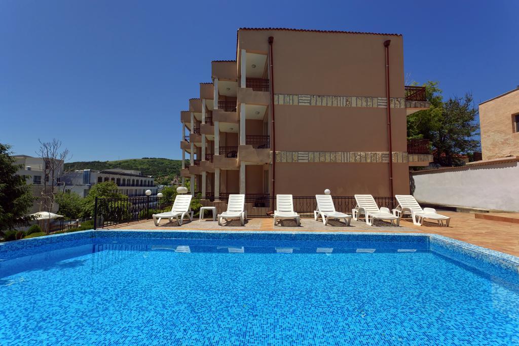 Hotel Naslada Balchik Ngoại thất bức ảnh