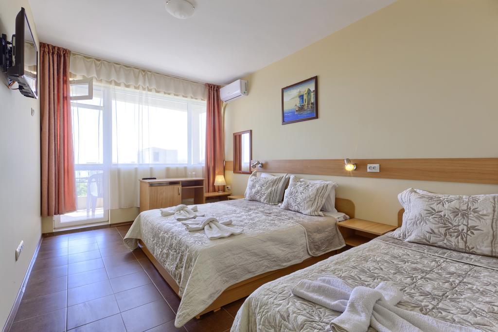 Hotel Naslada Balchik Ngoại thất bức ảnh